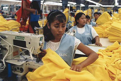 Aspiring fashion designer comments on unethical manufacturing processes