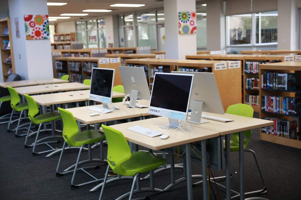 Computers sit vacant in the library during the network outage.